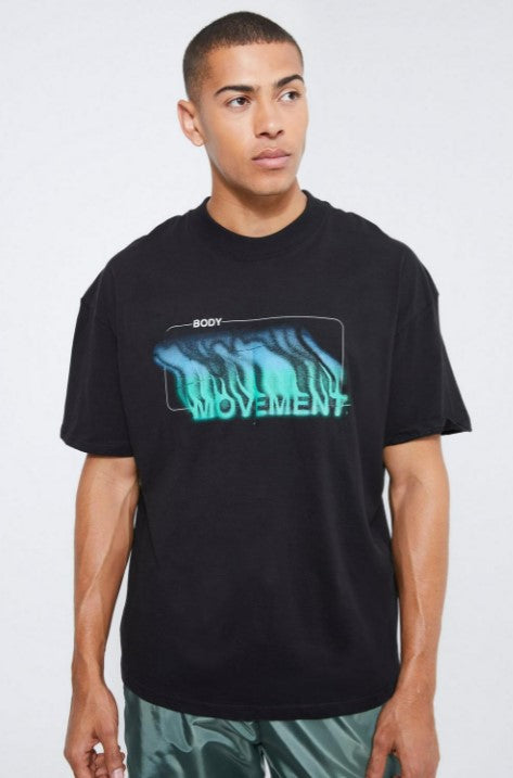 OVERSIZED EXTENDED NECK SMOKE GRAPHIC T-SHIRT